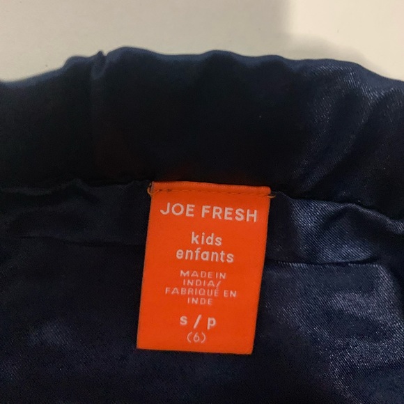 Joe Fresh Navy Sequin Skirt Size Small (6) - Picture 2 of 2